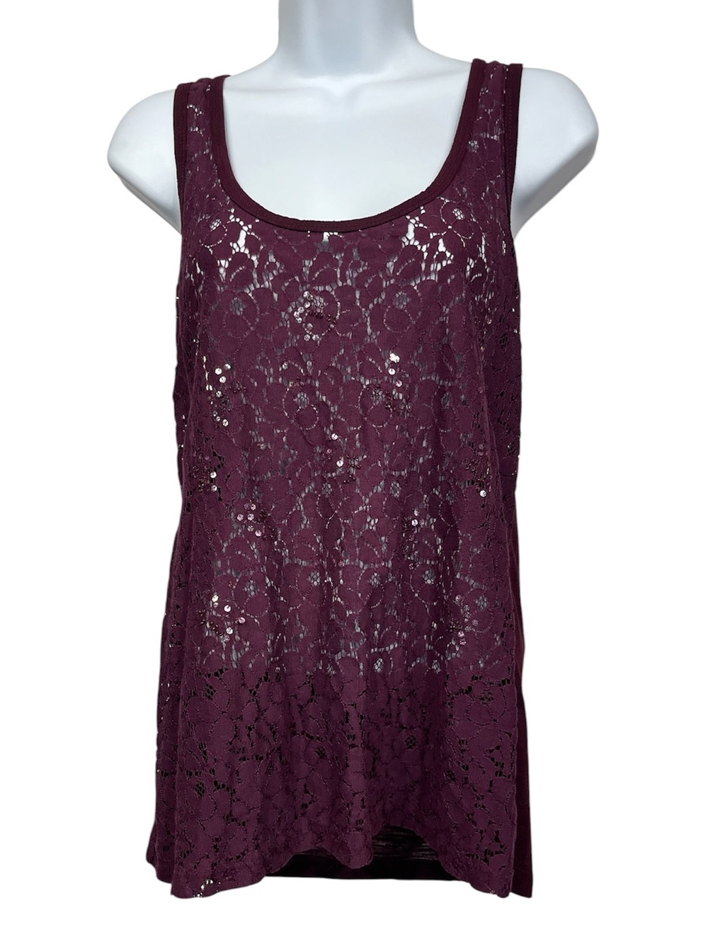 Vanity lacy tank top size XL